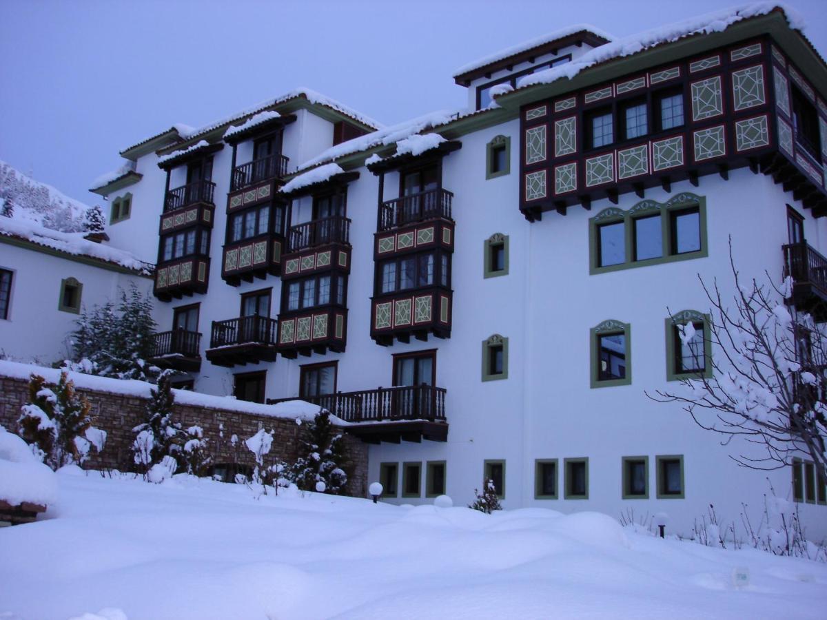 Hotel Spa Montana Karpenísion Exterior foto